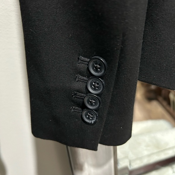Express black blazer size 0 - Picture 8 of 13